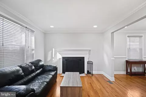 6007 Carter Ave, Baltimore, MD 21214 photo 2