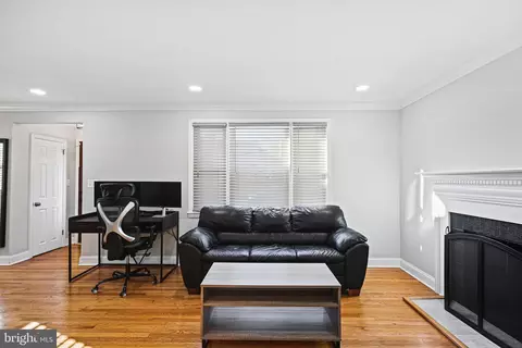6007 Carter Ave, Baltimore, MD 21214 photo 4