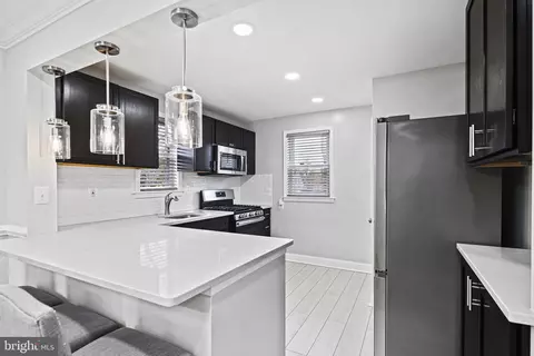 6007 Carter Ave, Baltimore, MD 21214 photo 6