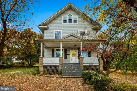 2405 Hamilton Ave, Baltimore, MD 21214