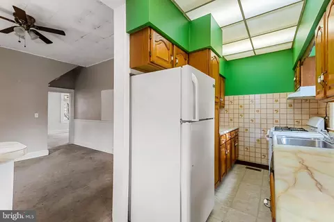 2405 Hamilton Ave, Baltimore, MD 21214 photo 14