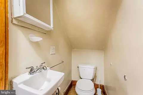 2405 Hamilton Ave, Baltimore, MD 21214 photo 32