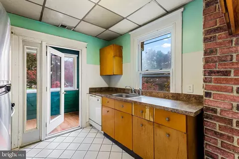 2405 Hamilton Ave, Baltimore, MD 21214 photo 27