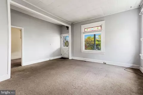 2405 Hamilton Ave, Baltimore, MD 21214 photo 4