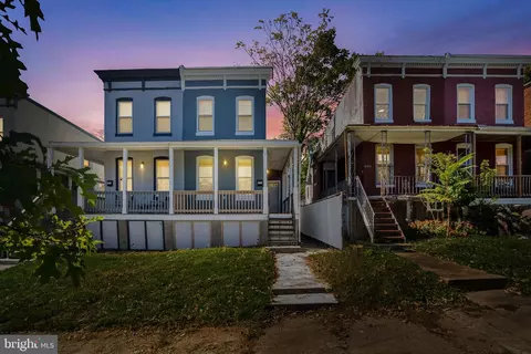 152 Collins Ave, Baltimore, MD 21229