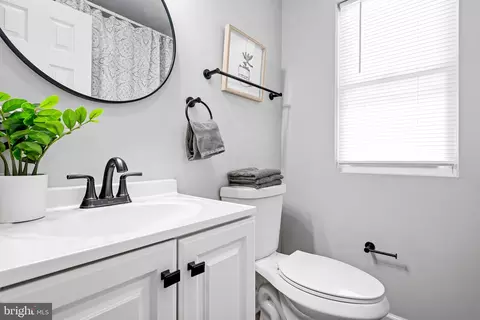 152 Collins Ave, Baltimore, MD 21229 photo 5