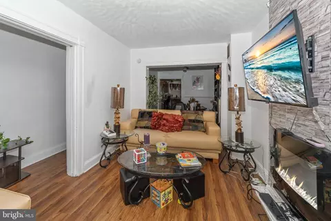2406 Mcelderry St, Baltimore, MD 21205 photo 6