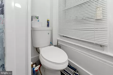 2406 Mcelderry St, Baltimore, MD 21205 photo 20