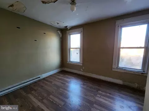 709 Denison St, Baltimore, MD 21229 photo 12