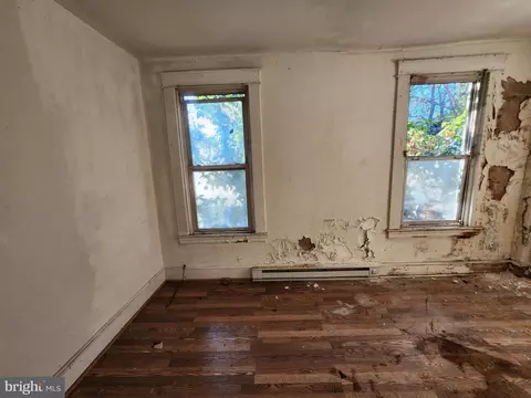 709 Denison St, Baltimore, MD 21229 photo 8