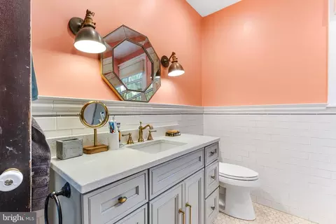 8 Mallow Hill Rd, Baltimore, MD 21229 photo 32