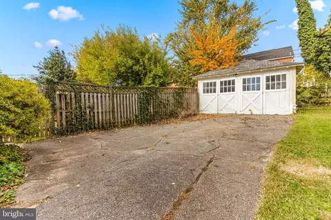 8 Mallow Hill Rd, Baltimore, MD 21229 photo 39