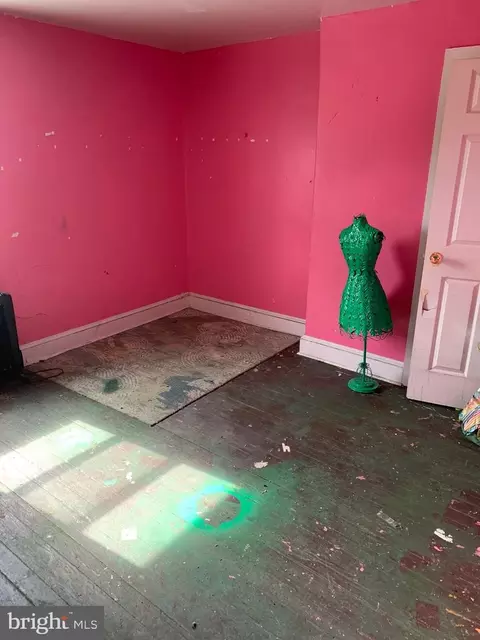 1019 E Preston St, Baltimore, MD 21202 photo 8