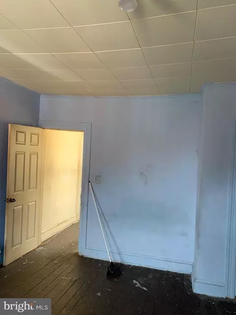 1019 E Preston St, Baltimore, MD 21202 photo 4