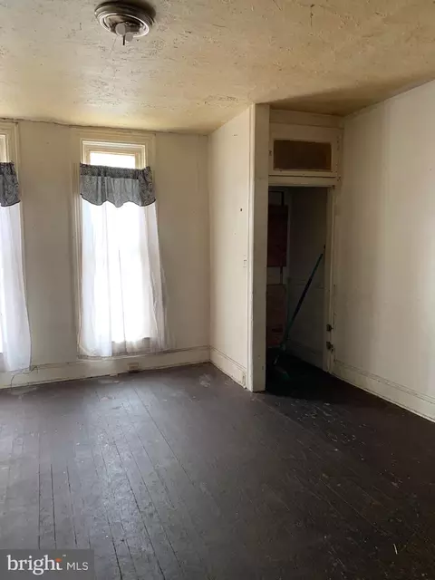 1019 E Preston St, Baltimore, MD 21202 photo 9