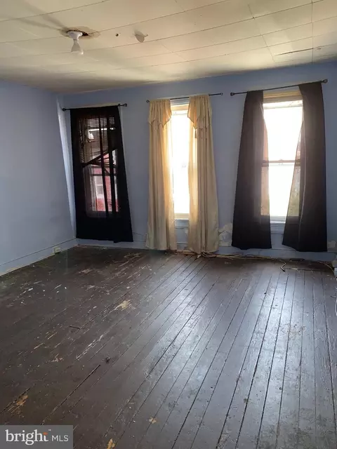 1019 E Preston St, Baltimore, MD 21202 photo 7