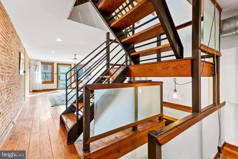 1452 Hull St, Baltimore, MD 21230 photo 10