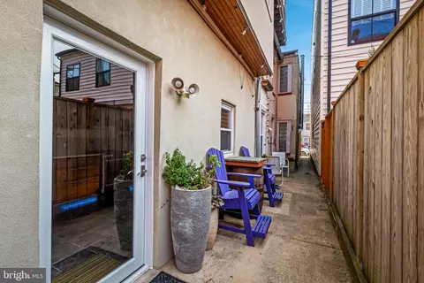1452 Hull St, Baltimore, MD 21230 photo 47