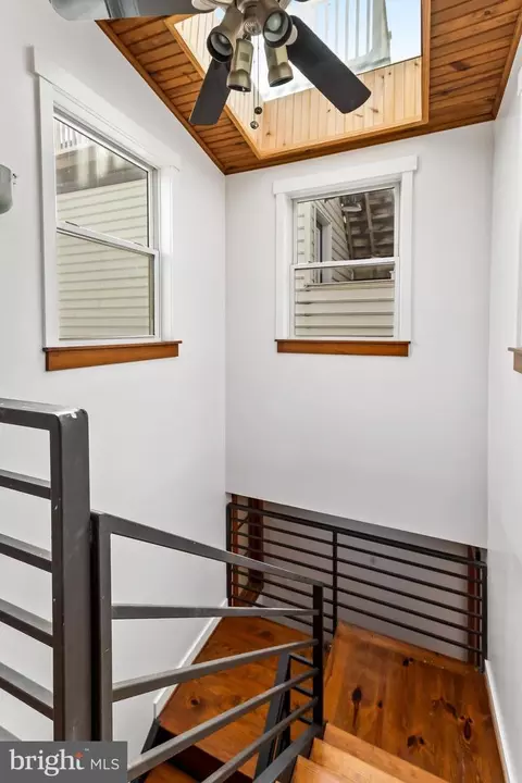 1452 Hull St, Baltimore, MD 21230 photo 42