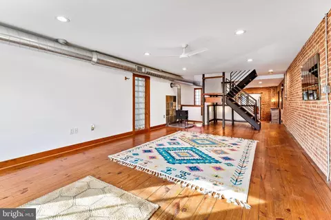 1452 Hull St, Baltimore, MD 21230 photo 4
