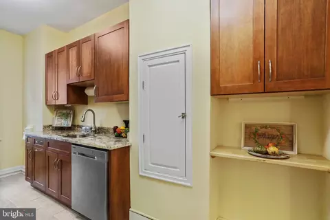 6 Upland Rd #K-3, Baltimore, MD 21210 photo 13