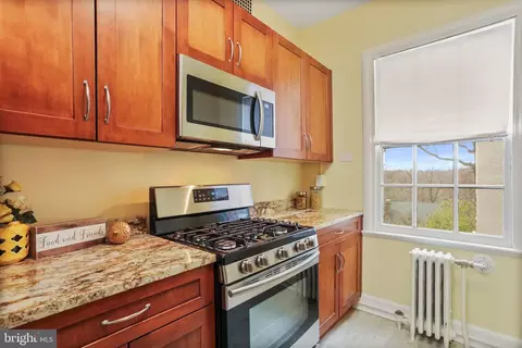 6 Upland Rd #K-3, Baltimore, MD 21210 photo 5