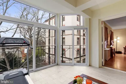 6 Upland Rd #K-3, Baltimore, MD 21210 photo 2