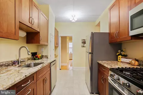 6 Upland Rd #K-3, Baltimore, MD 21210 photo 14