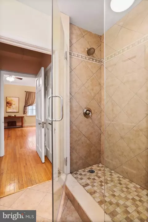 6 Upland Rd #K-3, Baltimore, MD 21210 photo 17
