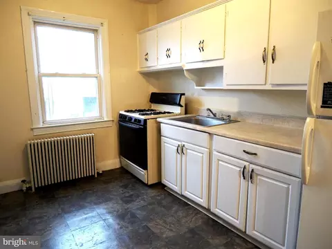 3325 Elbert St, Baltimore, MD 21229 photo 6