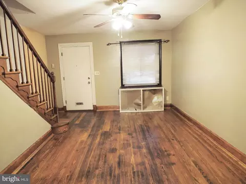 3325 Elbert St, Baltimore, MD 21229 photo 3
