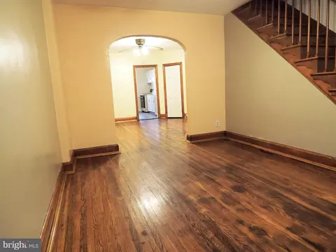 3325 Elbert St, Baltimore, MD 21229 photo 2