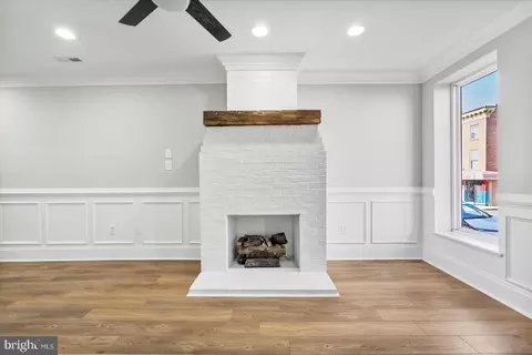 1821 E Pratt St, Baltimore, MD 21231 photo 6