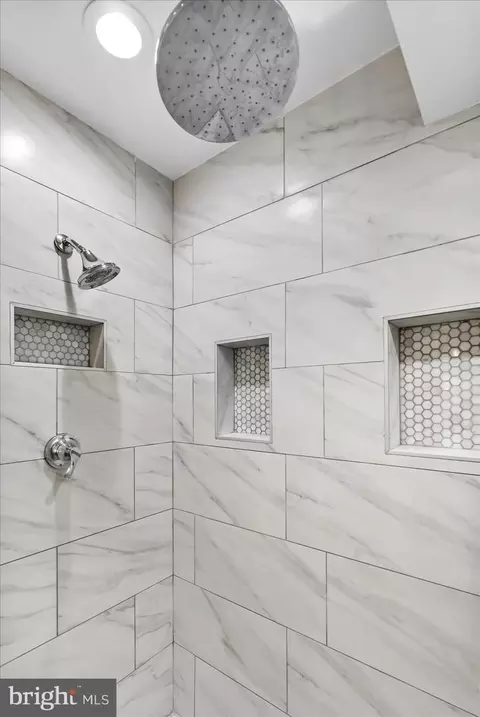 1821 E Pratt St, Baltimore, MD 21231 photo 31