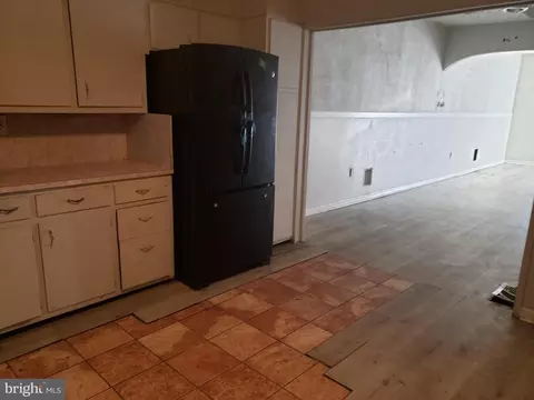 3404 E Fairmount Ave, Baltimore, MD 21224 photo 7