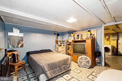 51 Upmanor Rd, Baltimore, MD 21229 photo 19