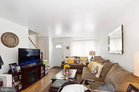 51 Upmanor Rd, Baltimore, MD 21229 photo 7