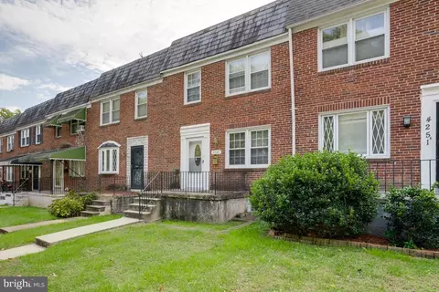 4249 Rokeby Rd, Baltimore, MD 21229 photo 2