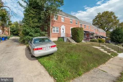 3812 Rokeby Rd, Baltimore, MD 21229 photo 2