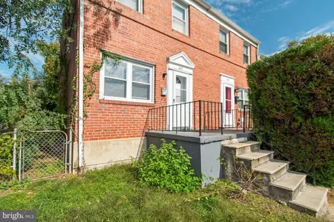 3812 Rokeby Rd, Baltimore, MD 21229 photo 4
