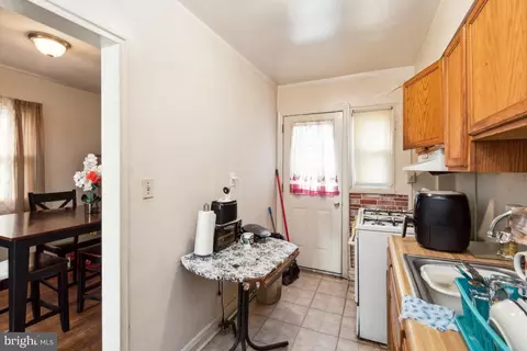 3812 Rokeby Rd, Baltimore, MD 21229 photo 10