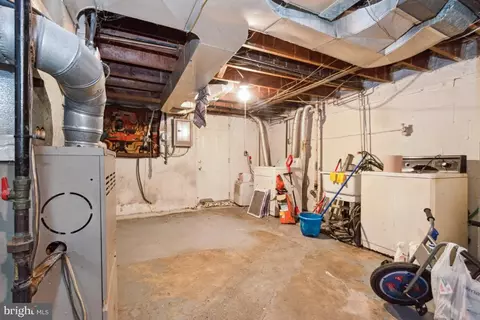 3812 Rokeby Rd, Baltimore, MD 21229 photo 18