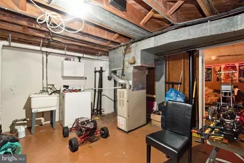 1363 Kitmore Rd, Baltimore, MD 21239 photo 21