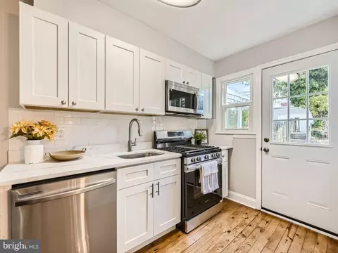 3379 Saint Benedict St, Baltimore, MD 21229 photo 6
