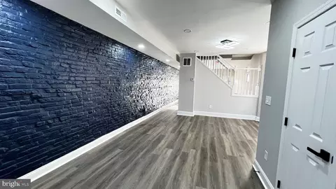 Entry Way - 2912 Erdman Ave, Baltimore, MD 21213 photo 1 of 1