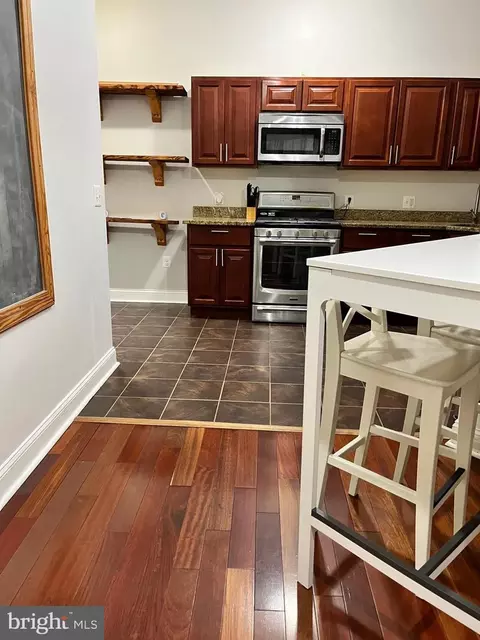 3917 Fairview Ave, Baltimore, MD 21216 photo 9