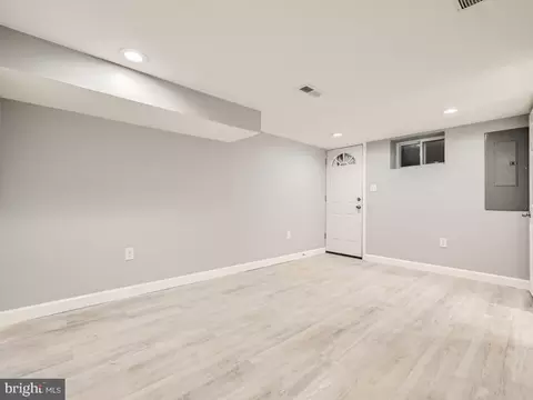 905 E Patapsco Ave, Baltimore Highlands, MD 21225 photo 17