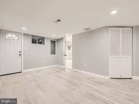 905 E Patapsco Ave, Baltimore Highlands, MD 21225 photo 16