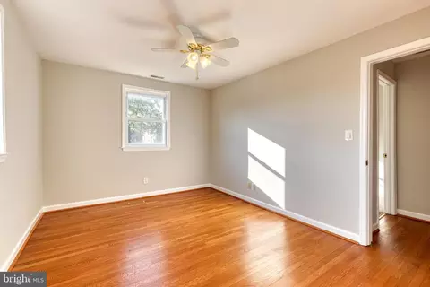 923 E Lake Ave, Baltimore, MD 21212 photo 20