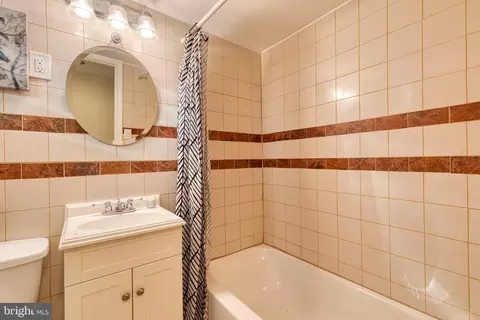 923 E Lake Ave, Baltimore, MD 21212 photo 25